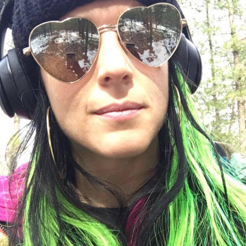 Meet your Posher, Deborah